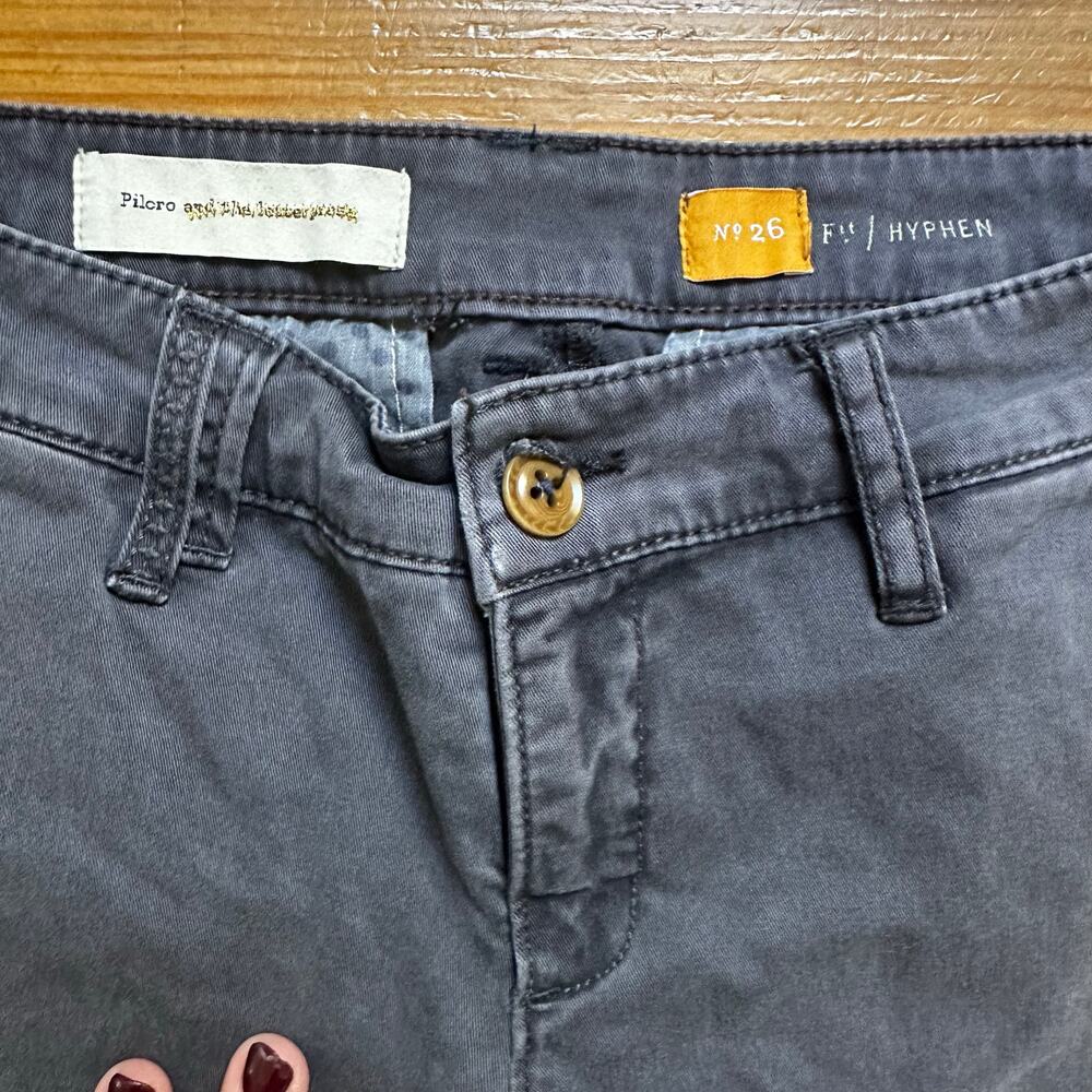 Pilcro by Anthropologie gray geometric embroidered side cropped pant SIZE 26 - Picture 3 of 4